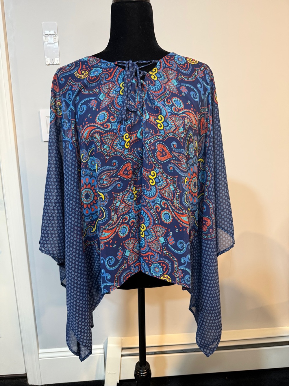 West Kei Navy Multicolor Paisley Tie-Neck Tunic